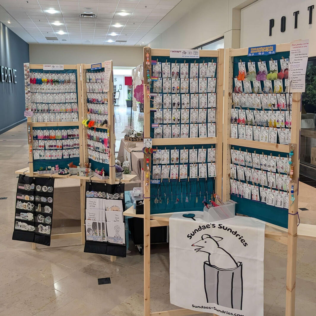 Folding Screens Endcap